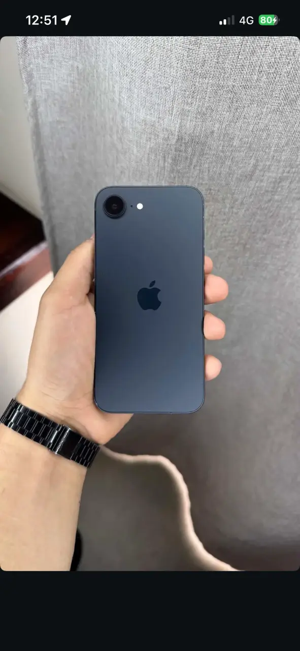 Iphone 16e 📲 - 1