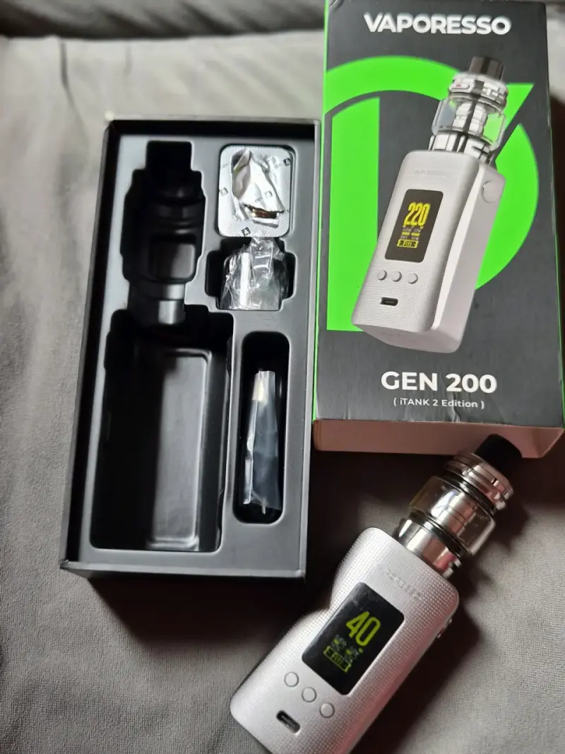Vaporizador Vaporesso GEN 200 con pantalla digital - 2