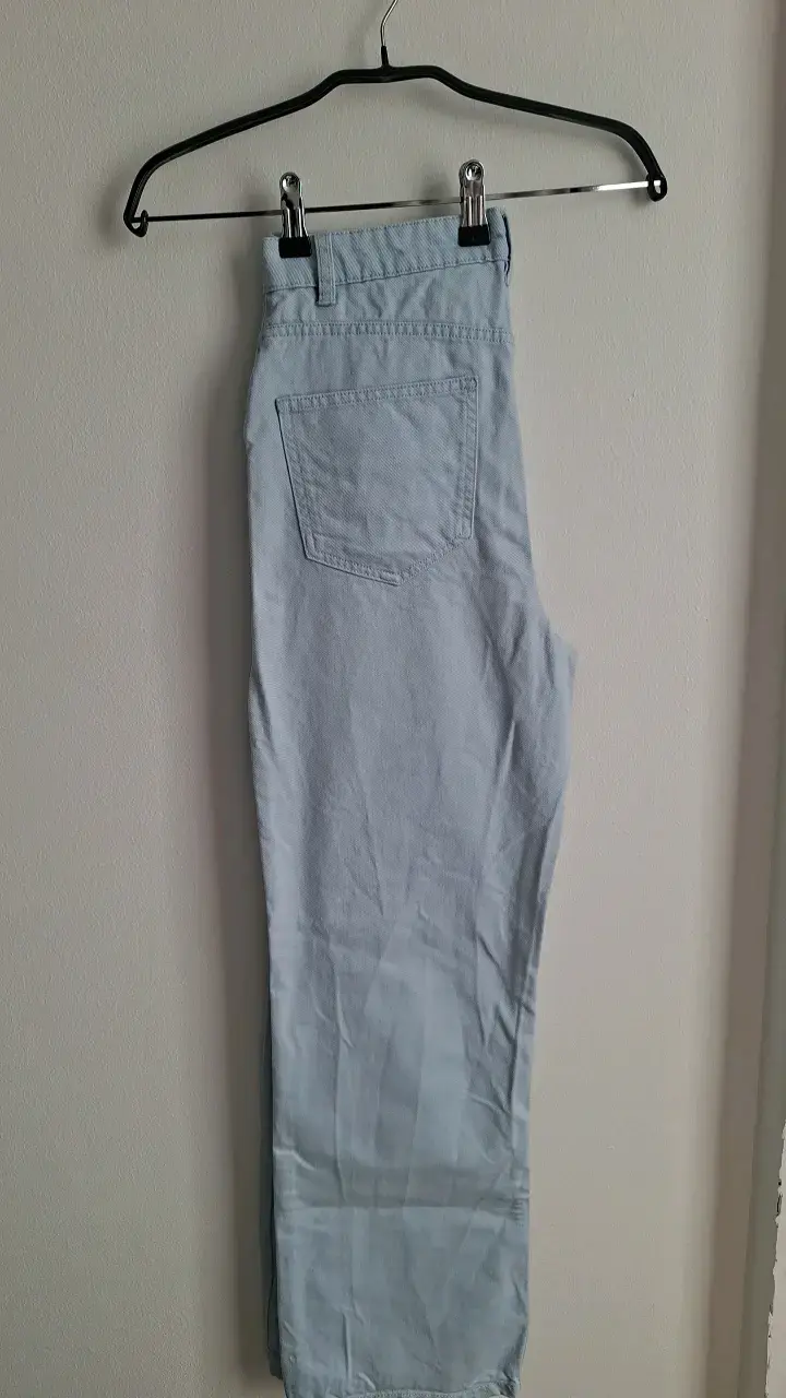 Pantalones de mezclilla celestes tiro alto ONLY - 2