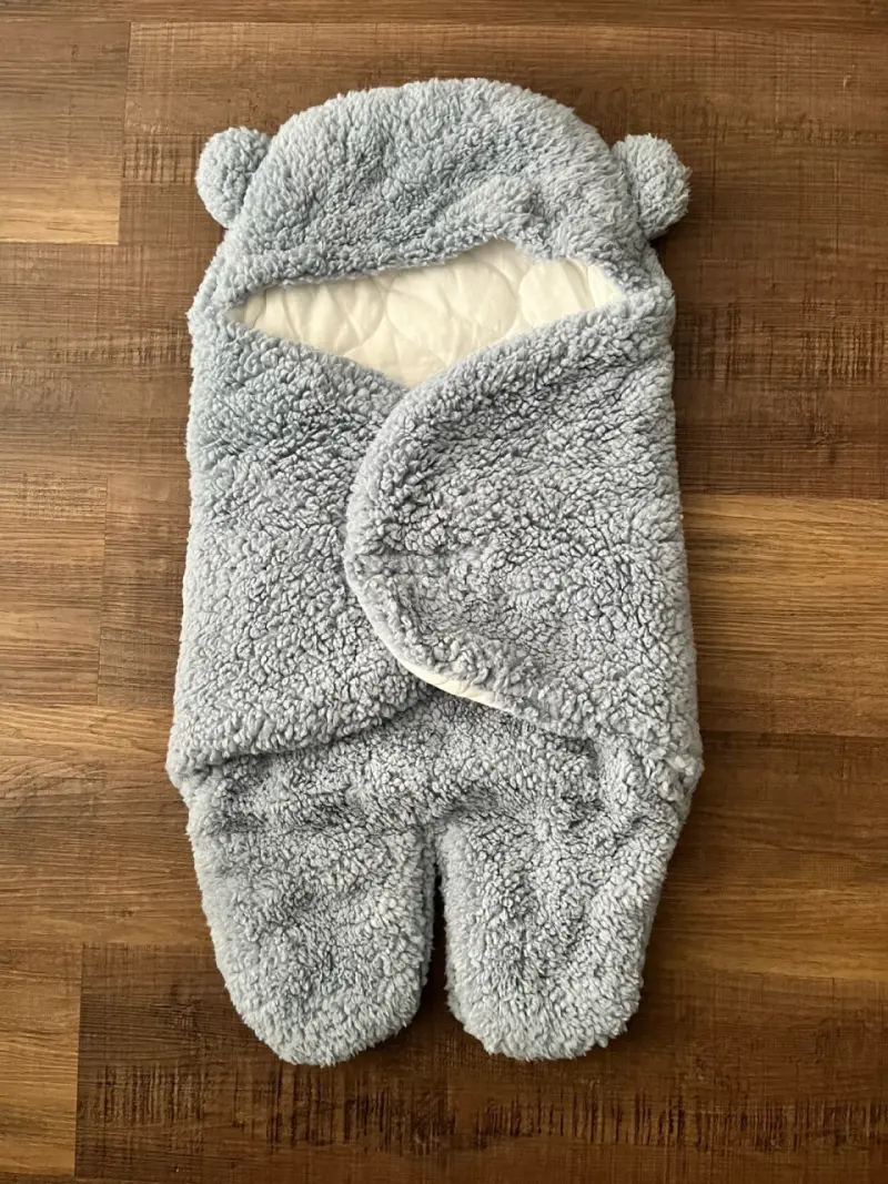 Saco de dormir para bebé celeste con gorro - 5