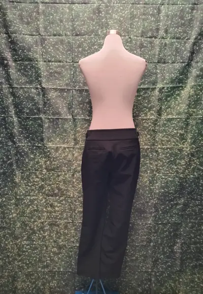 Pantalones de vestir negros para mujer - miniatura 3