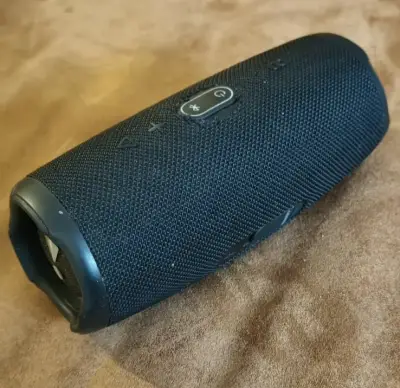 Parlante portátil JBL Charge 5 negro - miniatura 4