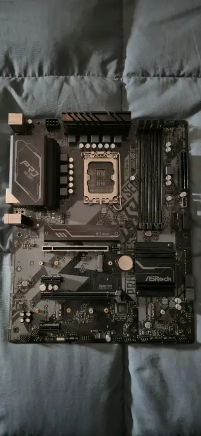 Placa Madre ASRock B660 Pro RS - miniatura 1