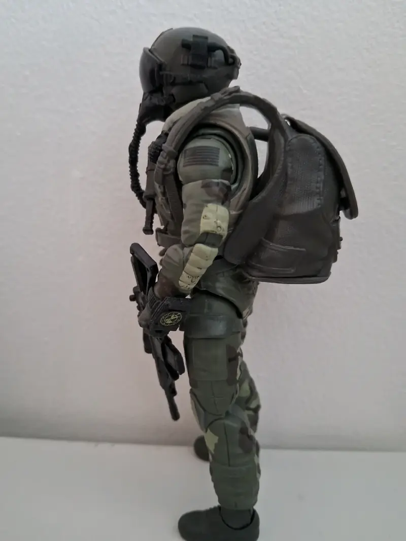 Figura de acción Gi Joe con equipo táctico - 1