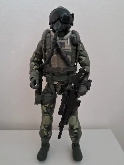 Figura de acción Gi Joe con equipo táctico - miniatura 2