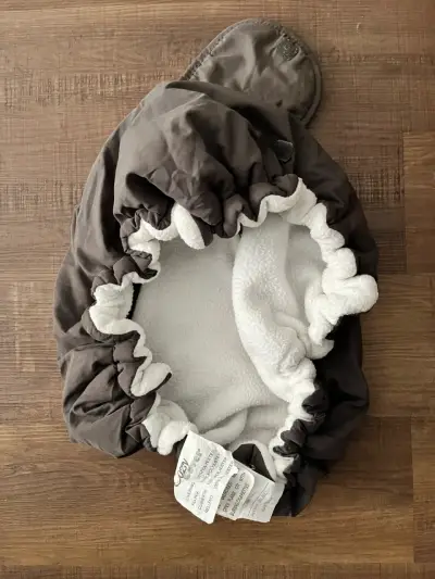 Cubierta para silla de auto Cozy Cover gris - miniatura 4