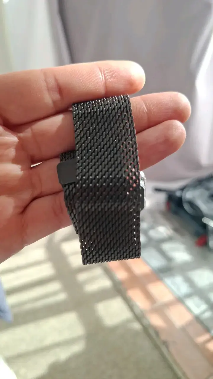 Apple watch ultra 3 con correa de malla metálica - 3