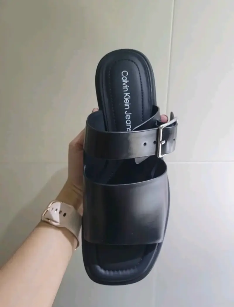 Sandalias negras Calvin Klein Originales