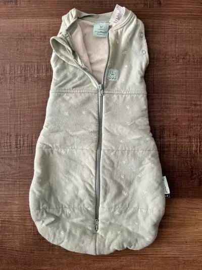 Saco de dormir para bebé ergoPouch verde - miniatura 1