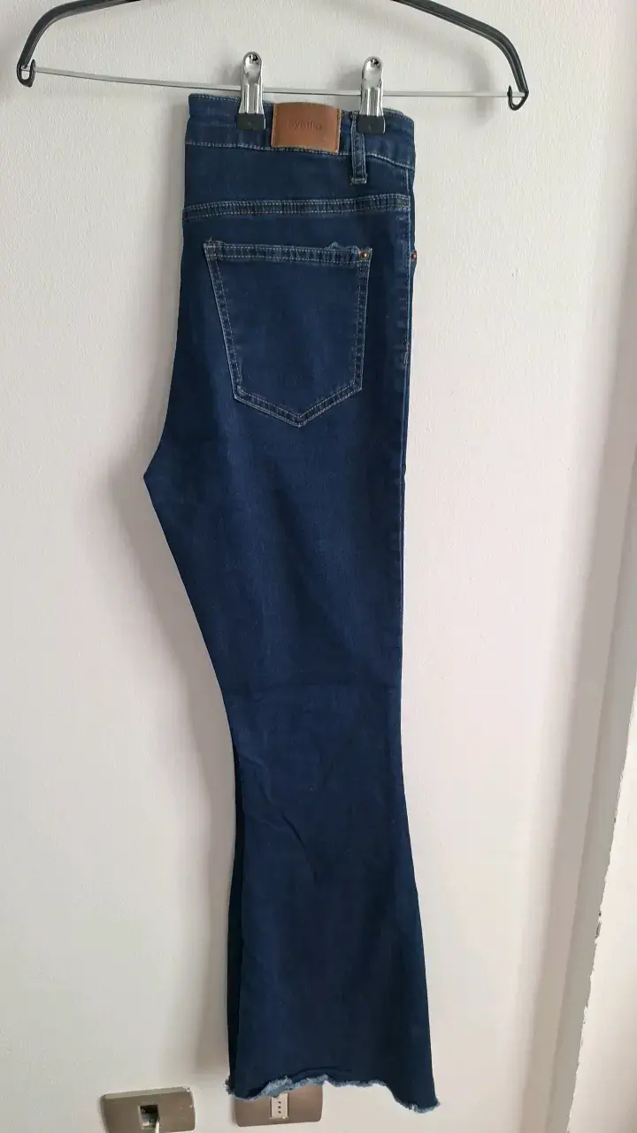 Jeans acampanados azul oscuro Sybilla para mujer