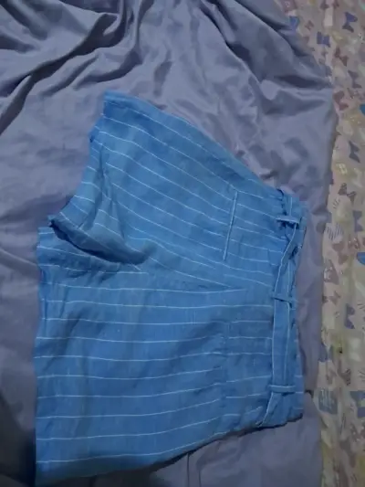 Shorts de lino azul con rayas para mujer - miniatura 2