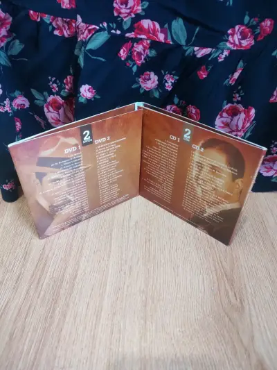Colección 80 Aniversario de Carlos Gardel 2 CDs + 2 DVDs - miniatura 3