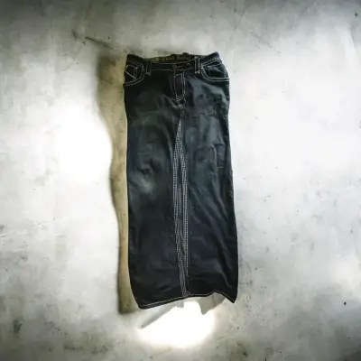 Jeans Rock Revival con bordado trasero - miniatura 2