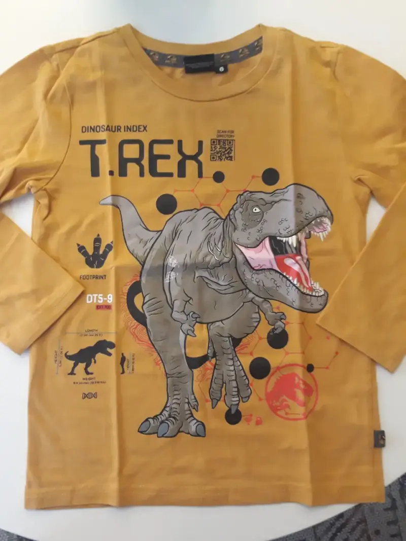Polera niño Jurassic World talla 6 - 1