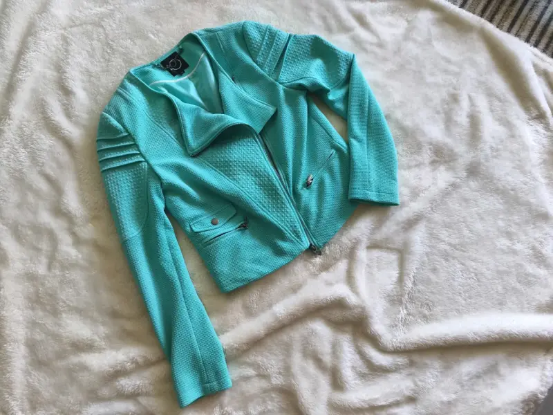 Blazer marca Io diseño moderno - 1