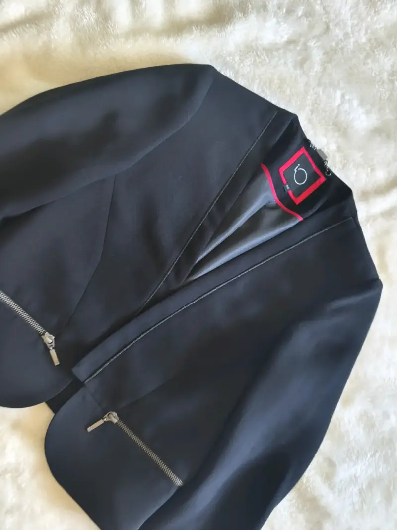 Blazer marca Io diseño moderno - 6