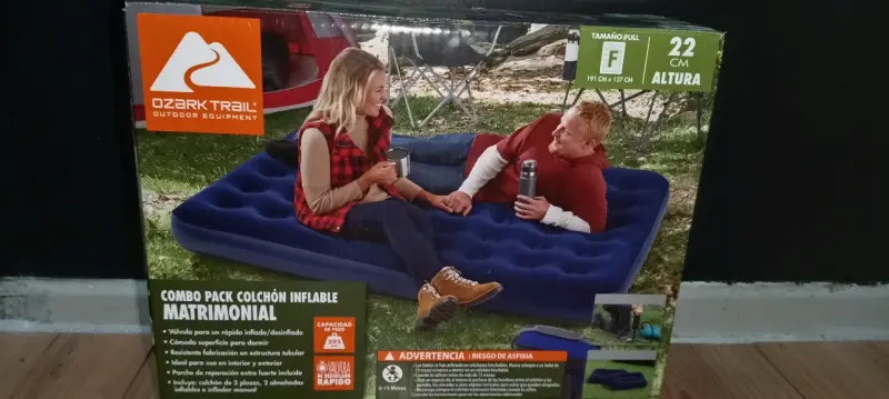 Colchón inflable matrimonial Ozark Trail con inflador - 2