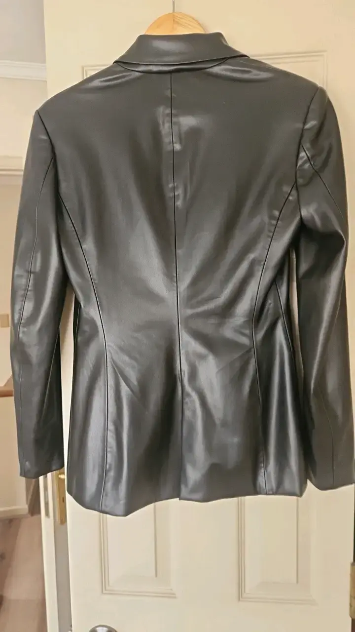 Blazer de cuero sintético negro Zara - 3