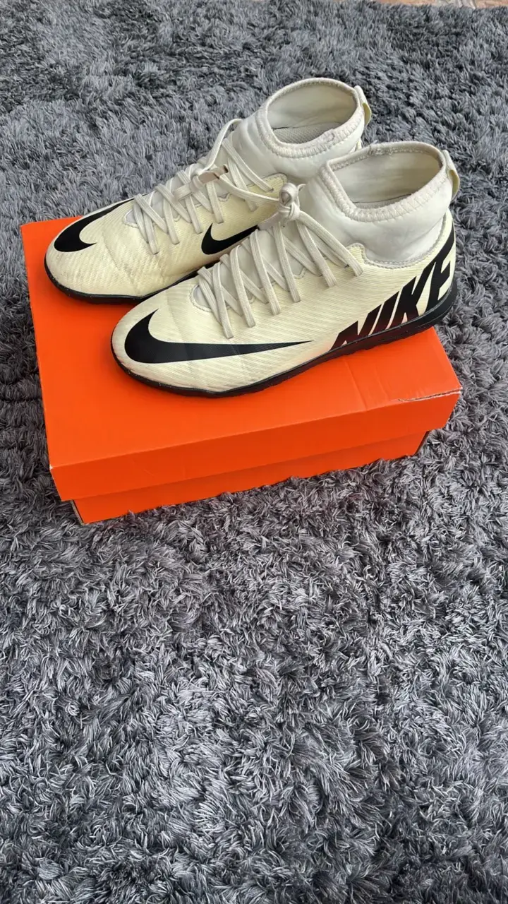 Nike Jr Superfly Club Tf Talla 36,5/23,5CM - 4