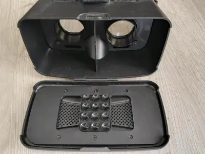 Gafas de Realidad Virtual Negras (con celular) - miniatura 2
