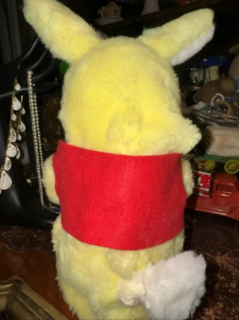 Conejo de peluche amarillo con tambor - 2