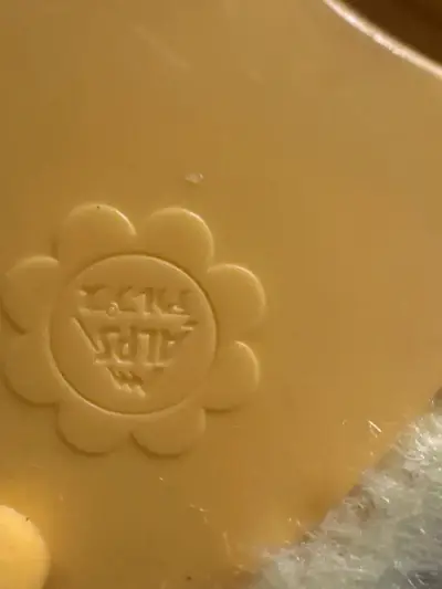 Conejo de peluche amarillo con tambor - miniatura 4