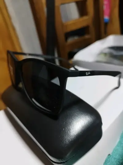 Gafas de Sol Ray-Ban Negras Unisex - miniatura 3