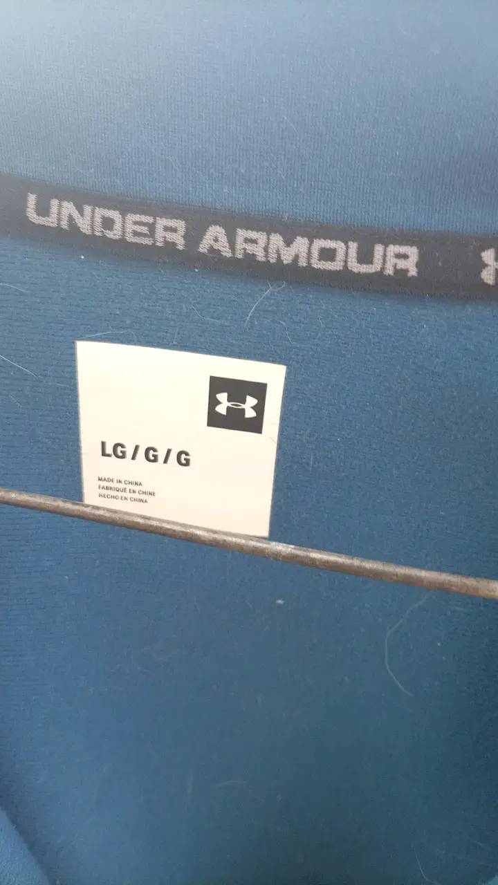 Chaqueta deportiva azul Under Armour talla L - 2