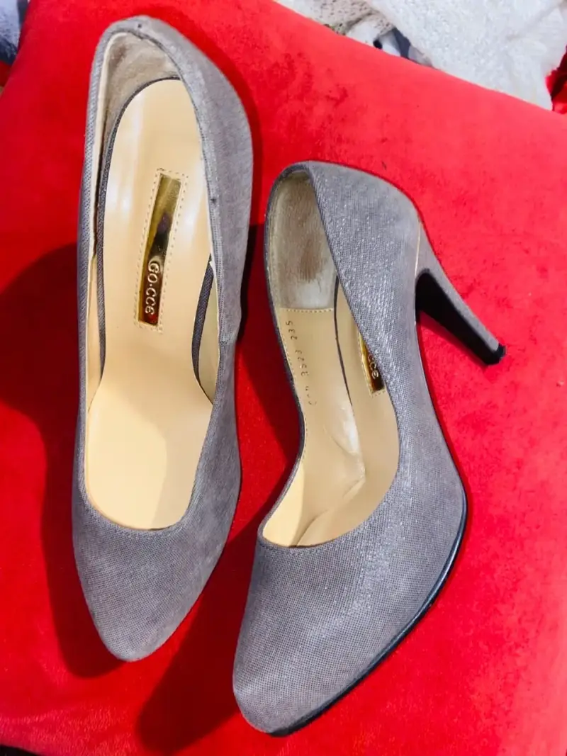 Zapatos de Tacón Alto Grises Go-ccé Elegantes - 1