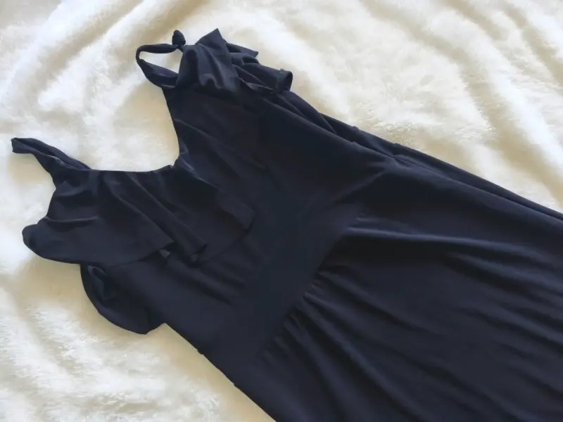Vestido largo azul oscuro elegante