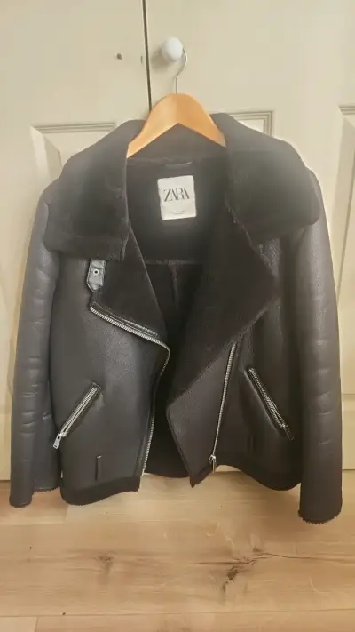 Chaqueta de cuero negra Zara con forro - miniatura 1