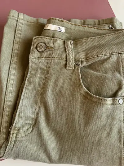 jeans cargo verdes - miniatura 3