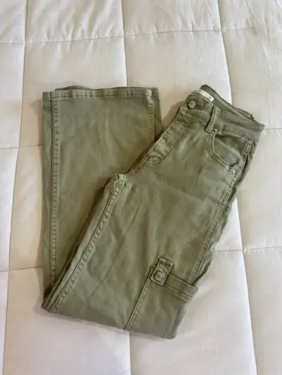 jeans cargo verdes - miniatura 4
