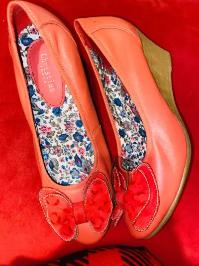 Zapatos de cuña naranjas con lazo Christian - miniatura 1