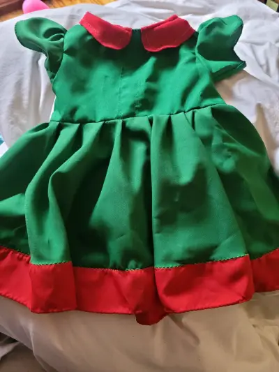 Duende, vestido infantil verde con detalles rojos - miniatura 1