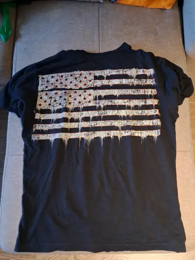Polera Affliction negra con diseño de moto - miniatura 2