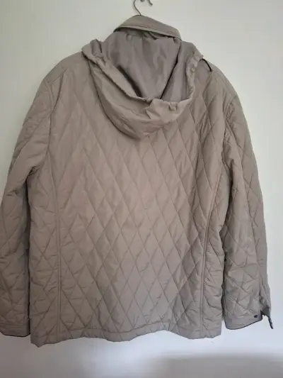 Chaqueta acolchada beige para hombre - miniatura 3