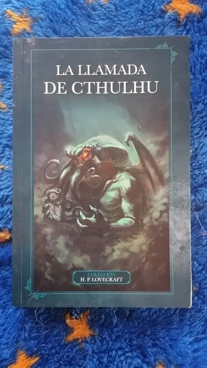 Libro La Llamada de Cthulhu de H.P. Lovecraft