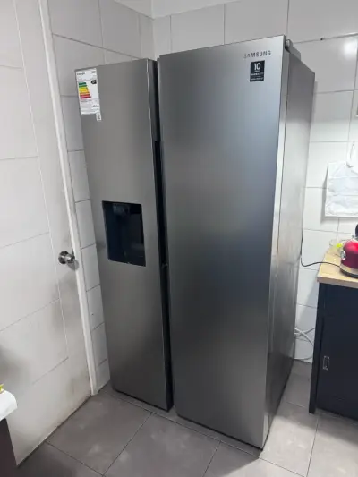 Refrigerador Samsung Side by Side con Dispensador - miniatura 6