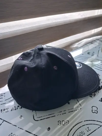 Gorra negra FSBN Headgear con diseño bordado - miniatura 3