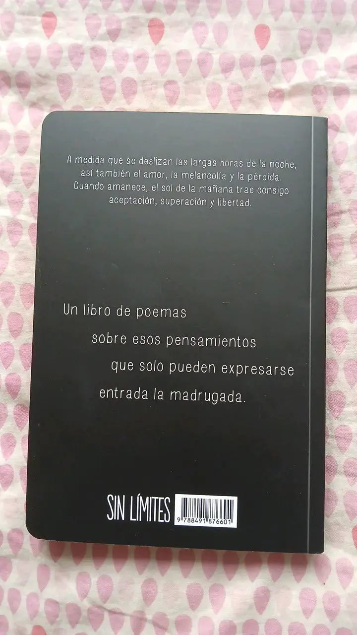 Libro 'Pensamientos de Madrugada' de Makenzie Campbell - 2