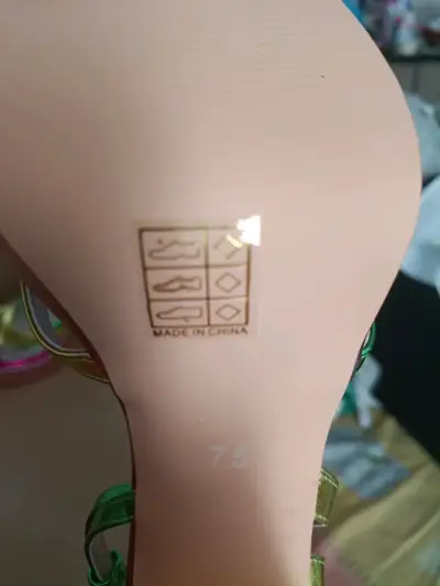 Sandalias de tacón alto multicolor para mujer - miniatura 3