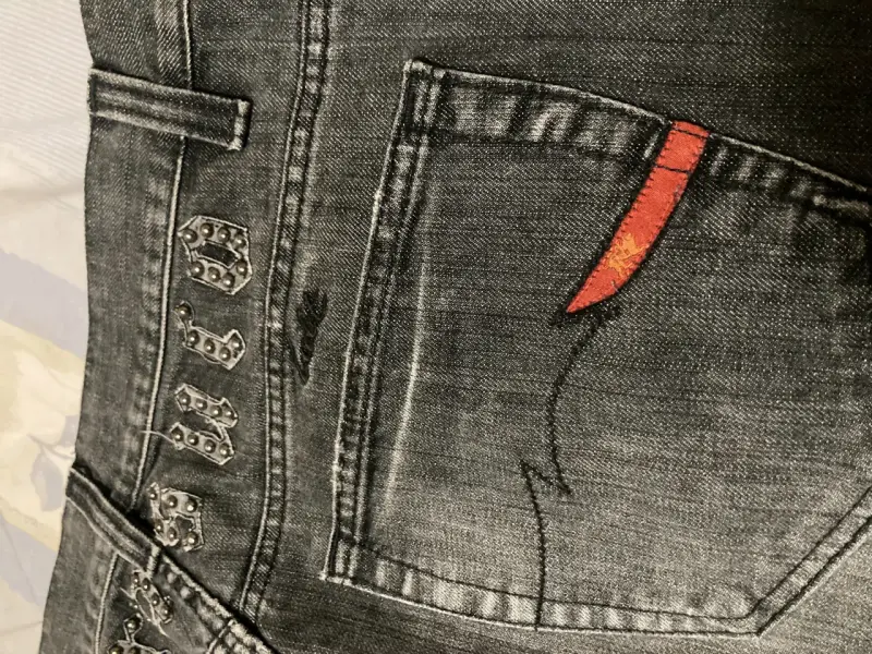 Jeans Parasuco gris oscuro con detalles - 5