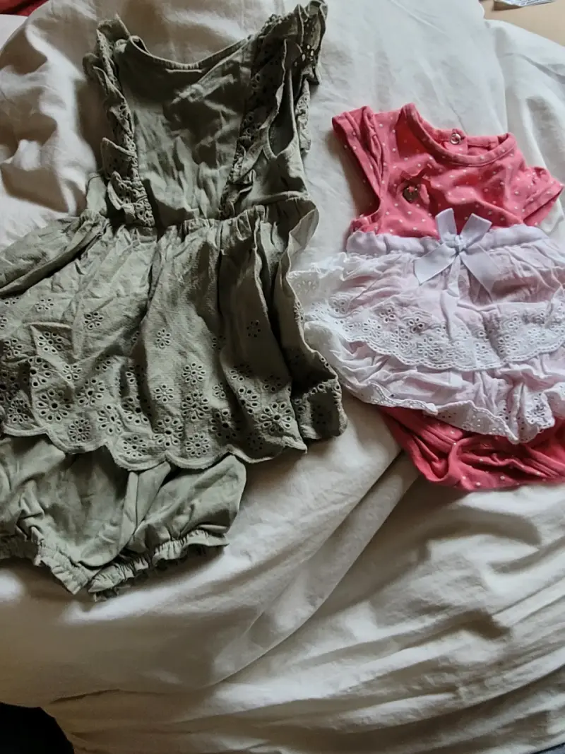 Conjunto de ropa para bebé niña en varios colores - 2