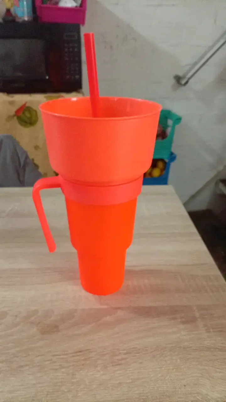 Vaso térmico grande con tapa y bombilla - 2