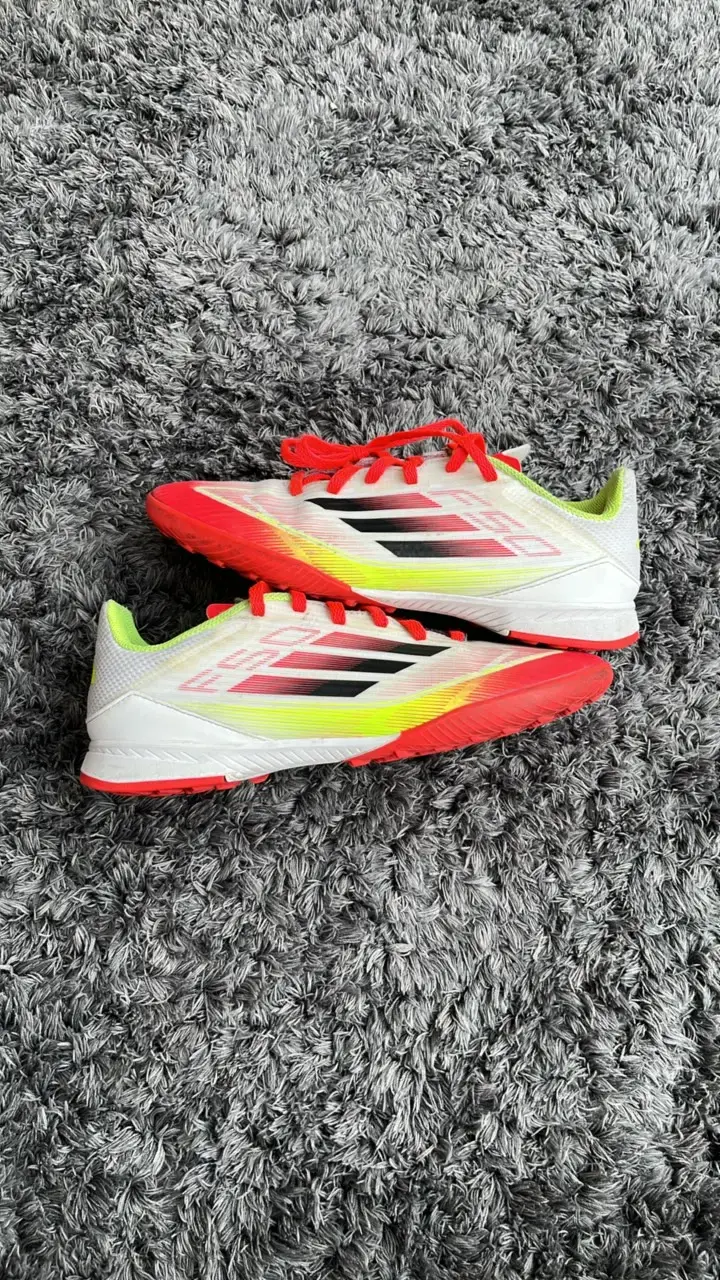 F50 League Tf Jr Talla 37,5/23,5CM