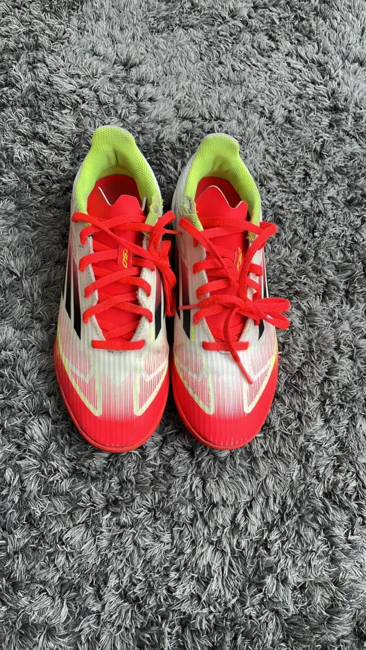 F50 League Tf Jr Talla 37,5/23,5CM - 2