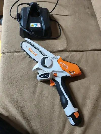 Podadora a batería Stihl GTA 26 inalámbrica - miniatura 1
