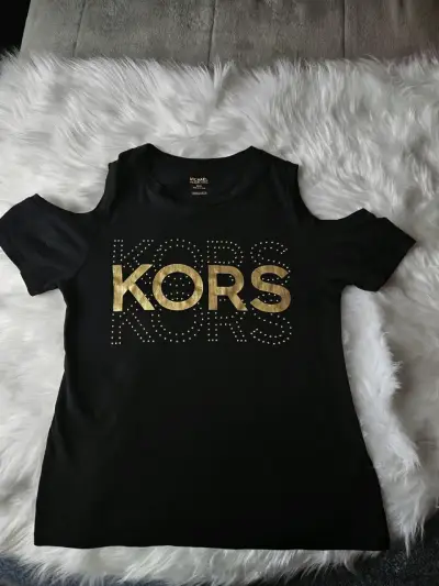 Polera negra Michael Kors con hombros descubiertos - miniatura 2