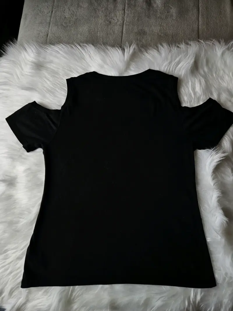 Polera negra Michael Kors con hombros descubiertos - 3